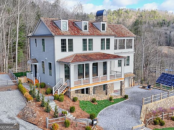 2nd image of 90 Cove View Ln