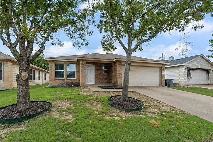 6233 Balcony Ln — Photo 3
