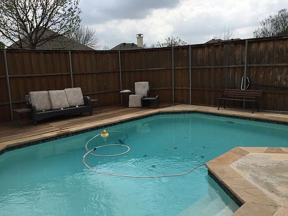 Lots of room to entertain!