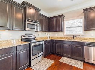 322 Tufton Ct, Cayce, SC 29033