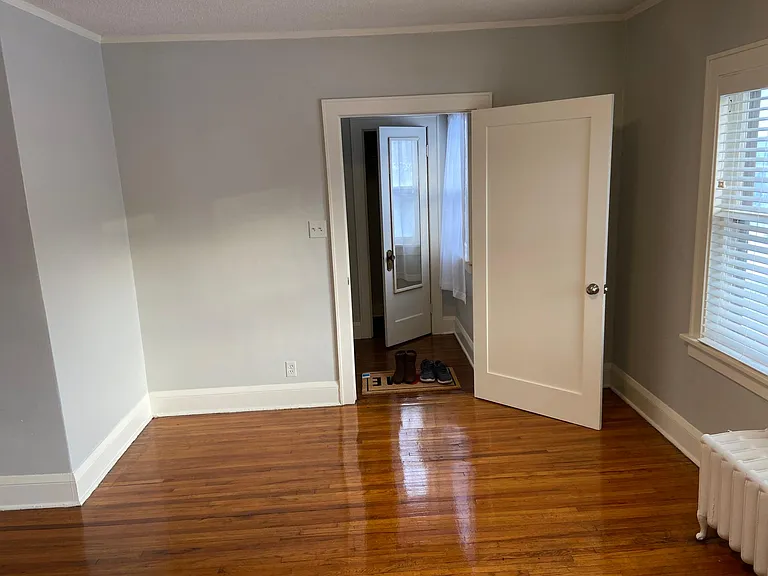 307 Vincent Ave N #2 — Photo 3