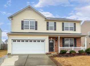 108 Touvelle Ct, Holly Springs, NC 27540
