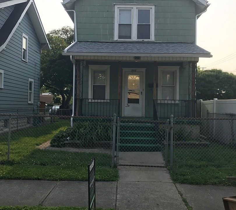1st image of 212 S Grubb St