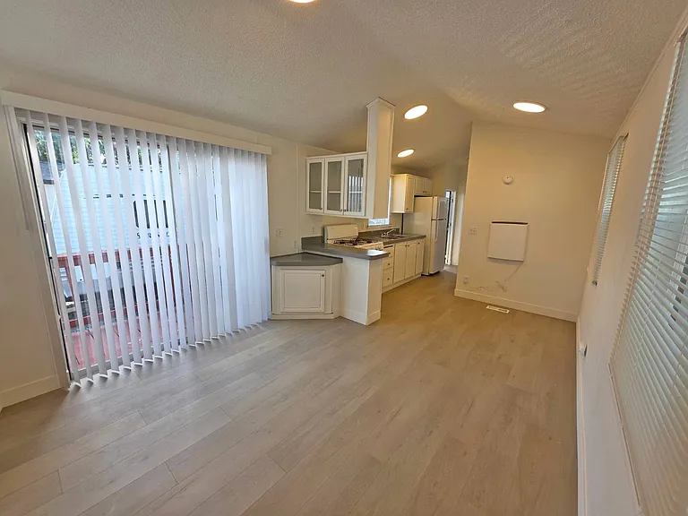 515 River Rd #25 — Photo 2