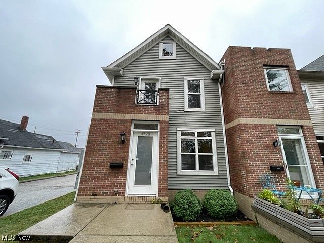 1st image of 4723 Fenwick Ave