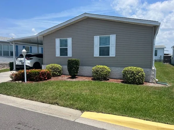 8708 27th Ave E, Palmetto, FL 34221