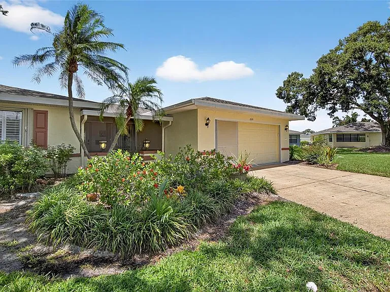 2221 Ivan Ct — Photo 40