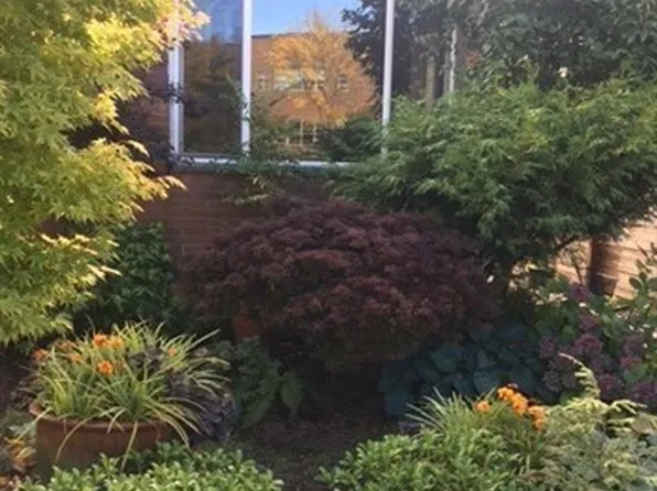 65th St NW 1409, 1409 NW 65th St APT 1, Seattle, WA 98117