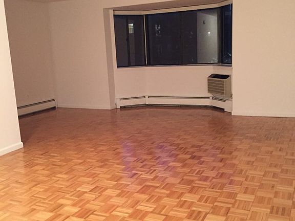 2nd image of 141 Franklin Ave #3