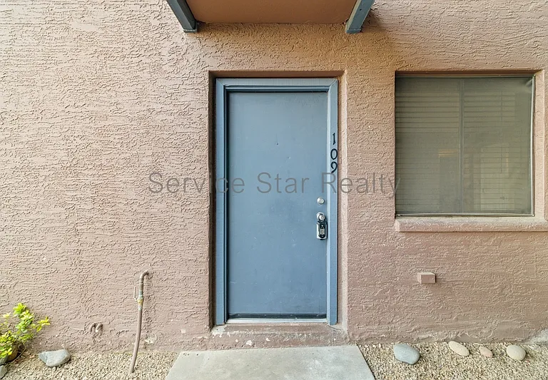 16602 N 25th St #109 — Photo 3
