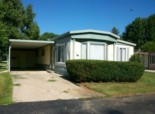 470 Flamingo St, Rochester Hills, MI 48309