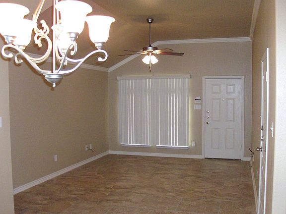 3rd image of 5509 Settlers Ct APT B