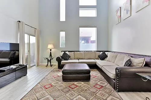 1111 W University Dr Photo 1 1111 W University Dr Photo 1