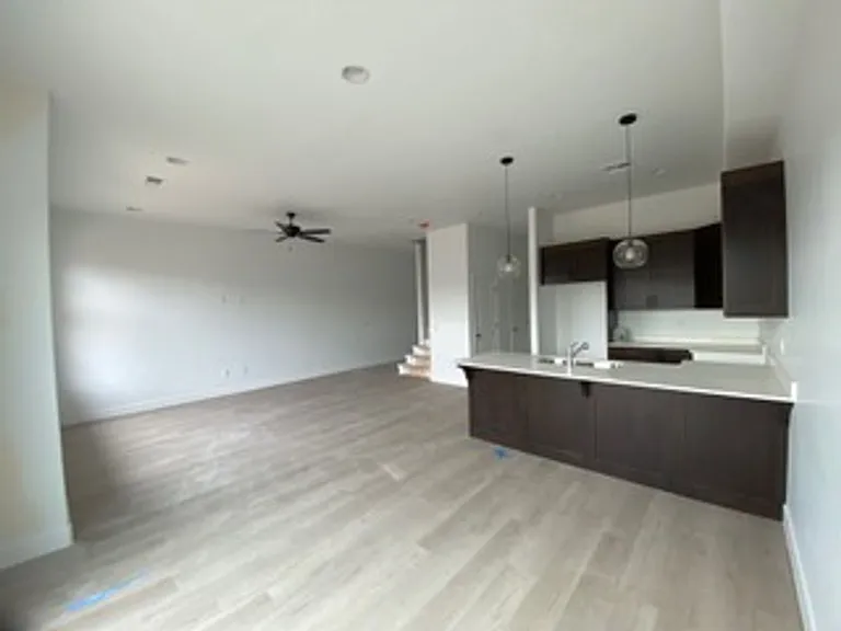 2720 E Rain Tree St — Photo 3