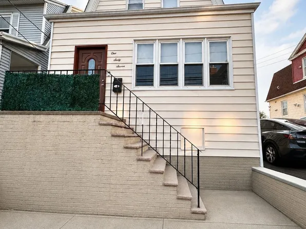 167 Gates Avenue image 1 of 21