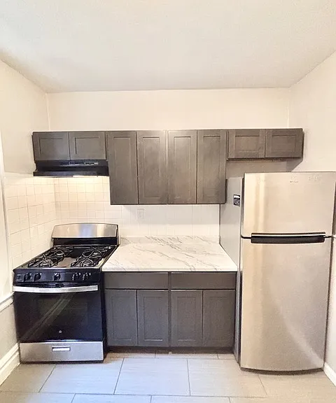 297 Lincoln Avenue — Photo 28