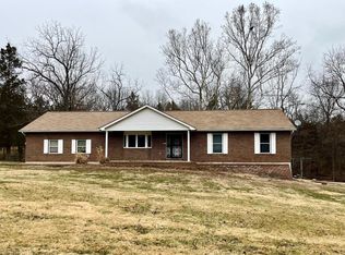 1016 Homestead Ln, Villa Ridge, MO 63089