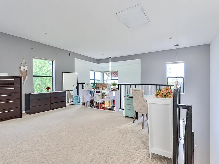 2034 W 31st Ave — Photo 13