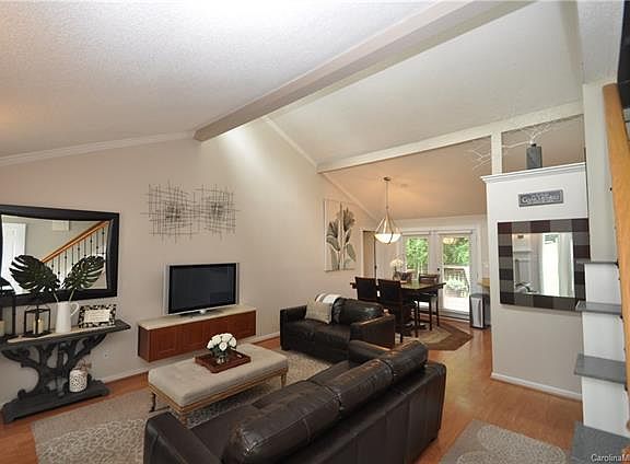 3rd image of 11809 Carmel Lakes Dr