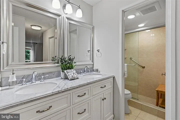 8360 Greensboro Dr #306 — Photo 17
