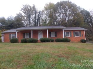 113 Eastwood Park Dr SE, Lenoir, NC 28645