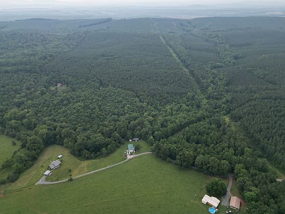 3rd image of 1300 Greenfield Dr