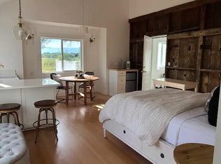 1140 Jackson Rd, Ashland, OR 97520