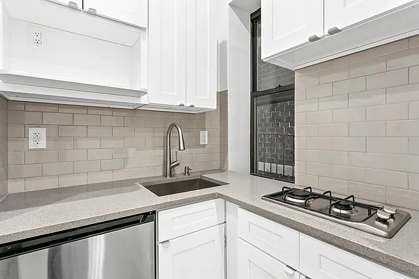 Rented by Compass | media 23