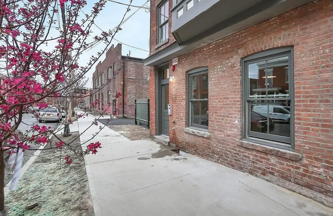 2 bed, $1,850 — Photo 1