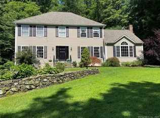 43 Georges Hill Rd, Newtown, CT 06470