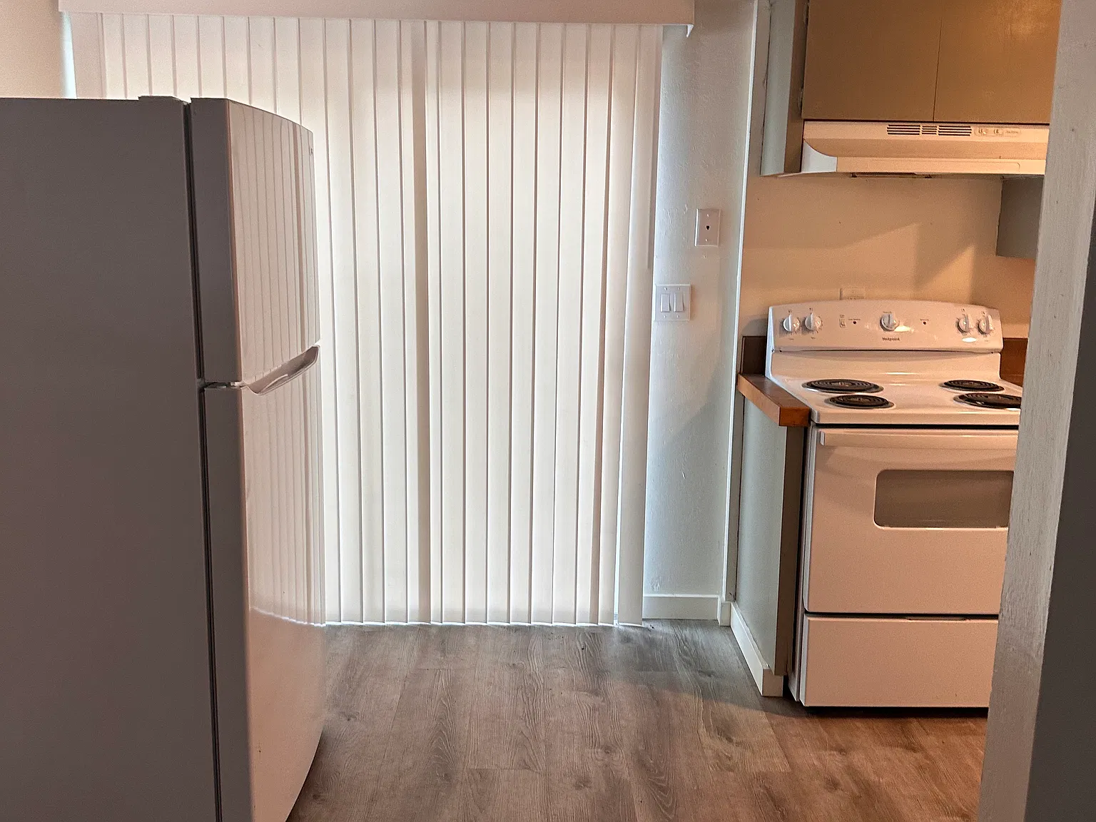 2 bed, 900 sqft, $1,300 — Photo 4