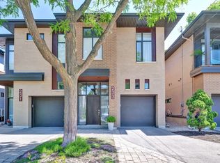 233 Carleton Ave N, Ottawa, ON K1Y 0J5