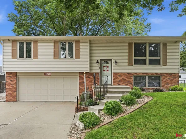 4721 S 44th St, Lincoln, NE 68516