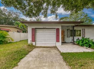 8050 Country Club Rd N, Saint Petersburg, FL 33710