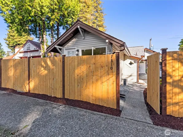 7310 35th Avenue SW, Seattle, WA 98126