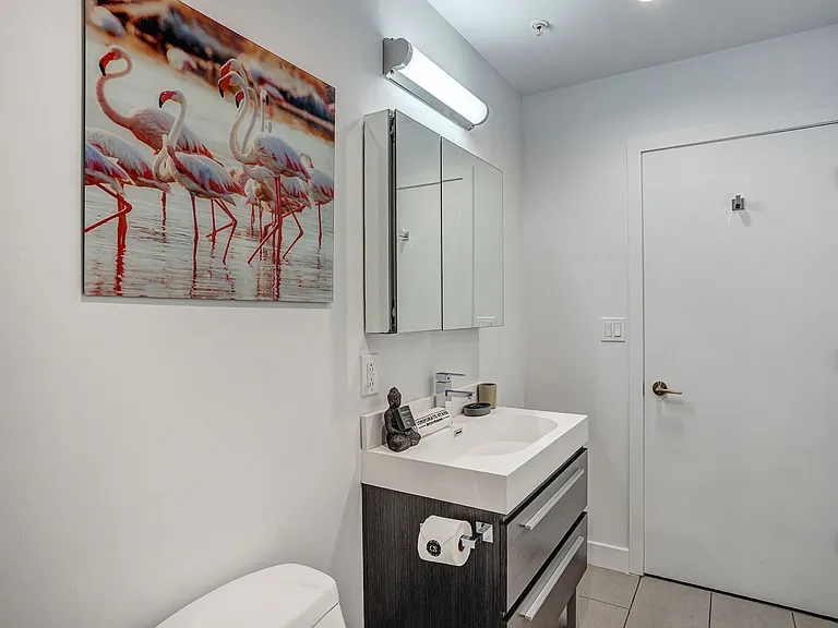 105 Richards St — Photo 14