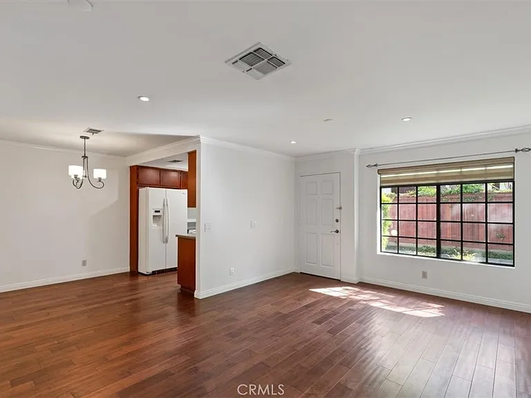 1001 N Monterey St #C — Photo 4