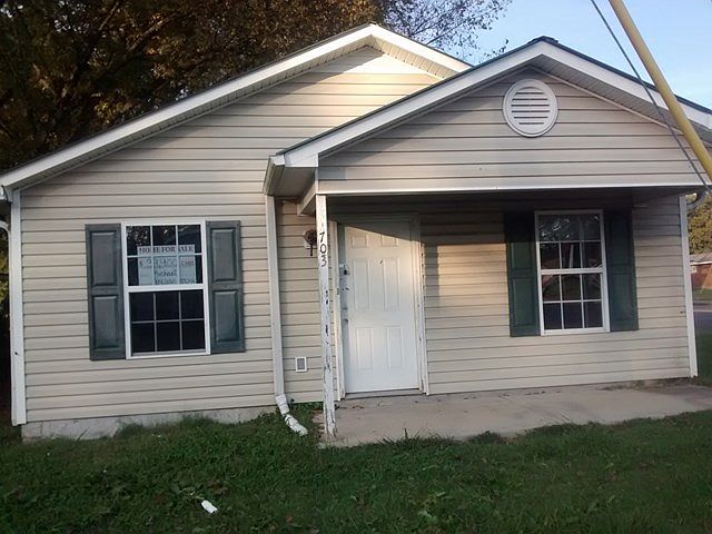 1st image of 703 N Orchard Knob Ave
