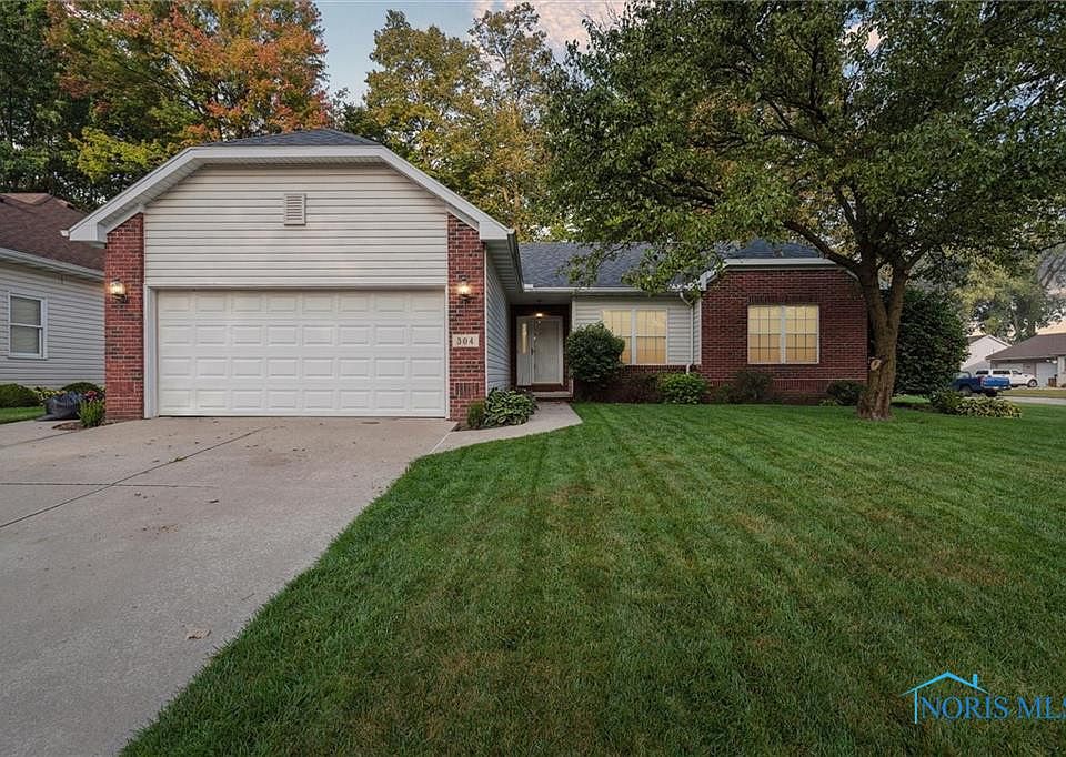 1st image of 304 Valleywoods Dr