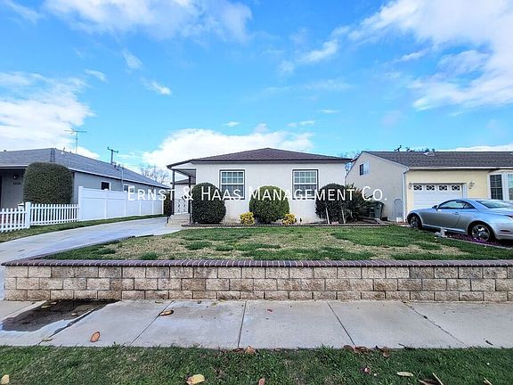 2nd image of 5632 Hazelbrook Ave