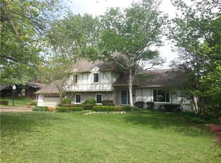 8729 Ridge Hill Dr, Indianapolis, IN 46217