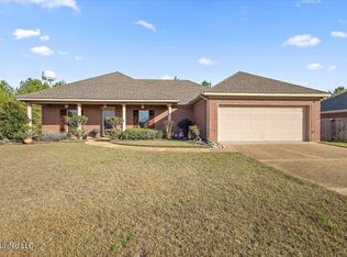 515 Roxbury Pl, Florence, MS 39073