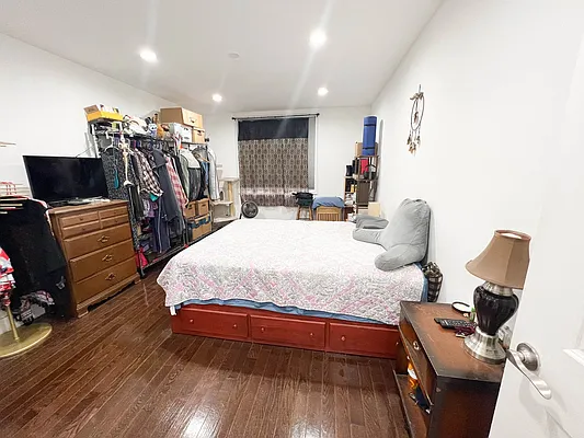 Rented by Station Cities | media 26