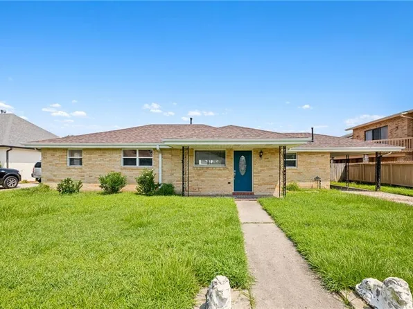 4 Carolyn Ct, Arabi, LA 70032