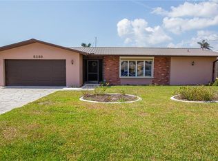 5230 Sarasota Ct, Cape Coral, FL 33904