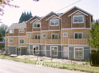 4705 Sandpoint Way NE, Seattle, WA 98105