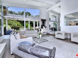 13413 Bayliss Rd, Los Angeles, CA 90049