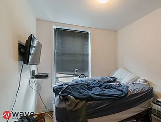 Rented by Wave Real Estate Group