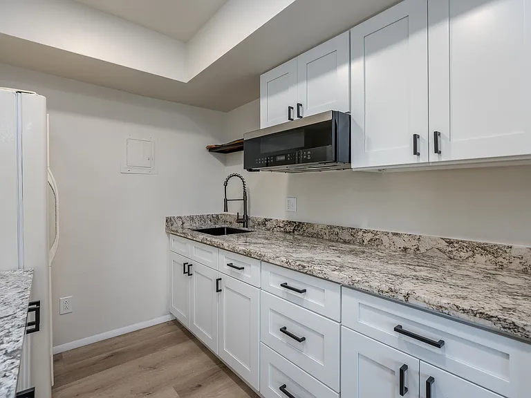 1050 Lee Mountain Rd — Photo 20