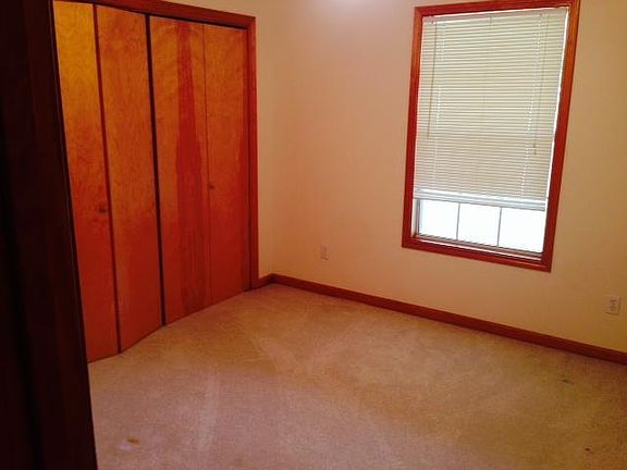 5th image of 1081 Edwin Elliot Dr